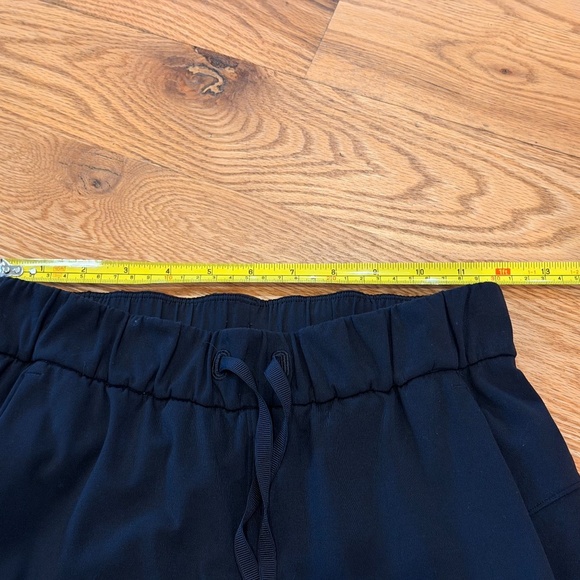 Lululemon Stretch High-Rise Jogger Full Length in Black (Size 2) - Picture 11 of 16